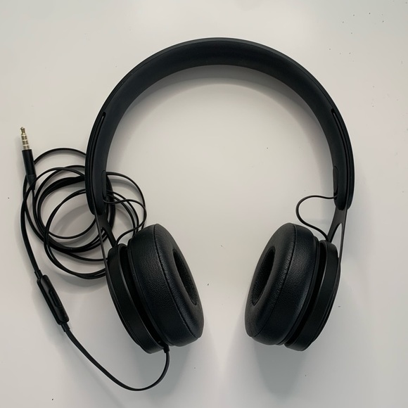 Beats by Dre Ep - Picture 2 of 3